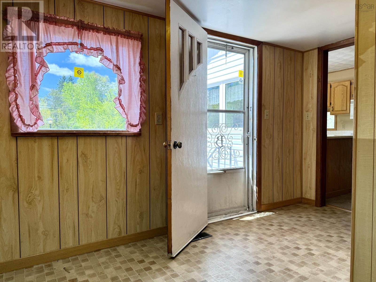 897 6 Highway, East Amherst, Nova Scotia  B4H 3Y2 - Photo 8 - 202612561