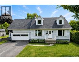 99 Oakland Ave, Fredericton, New Brunswick