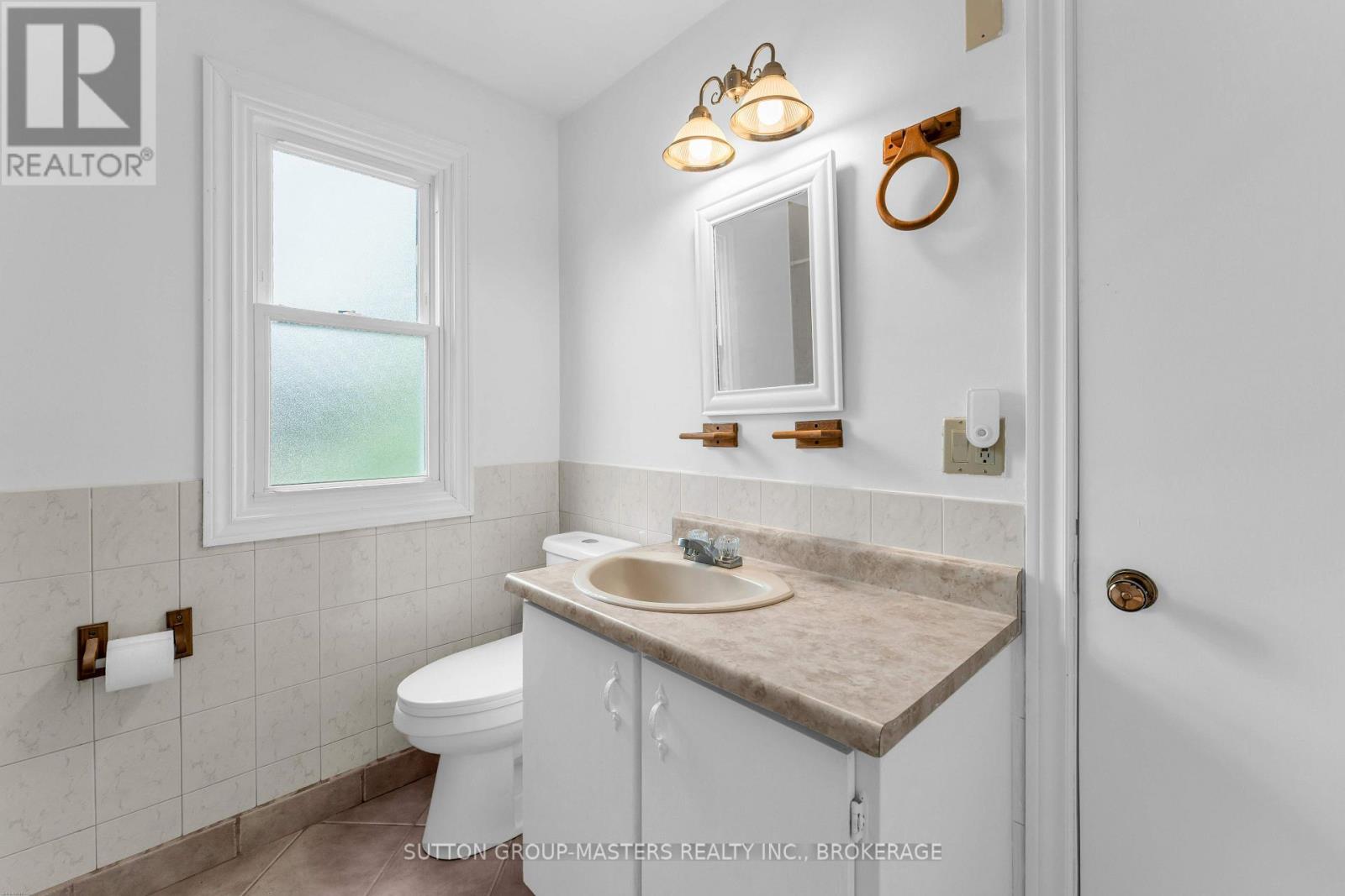 1062 Montreal Street, Kingston, Ontario  K7K 3K4 - Photo 18 - X13582604