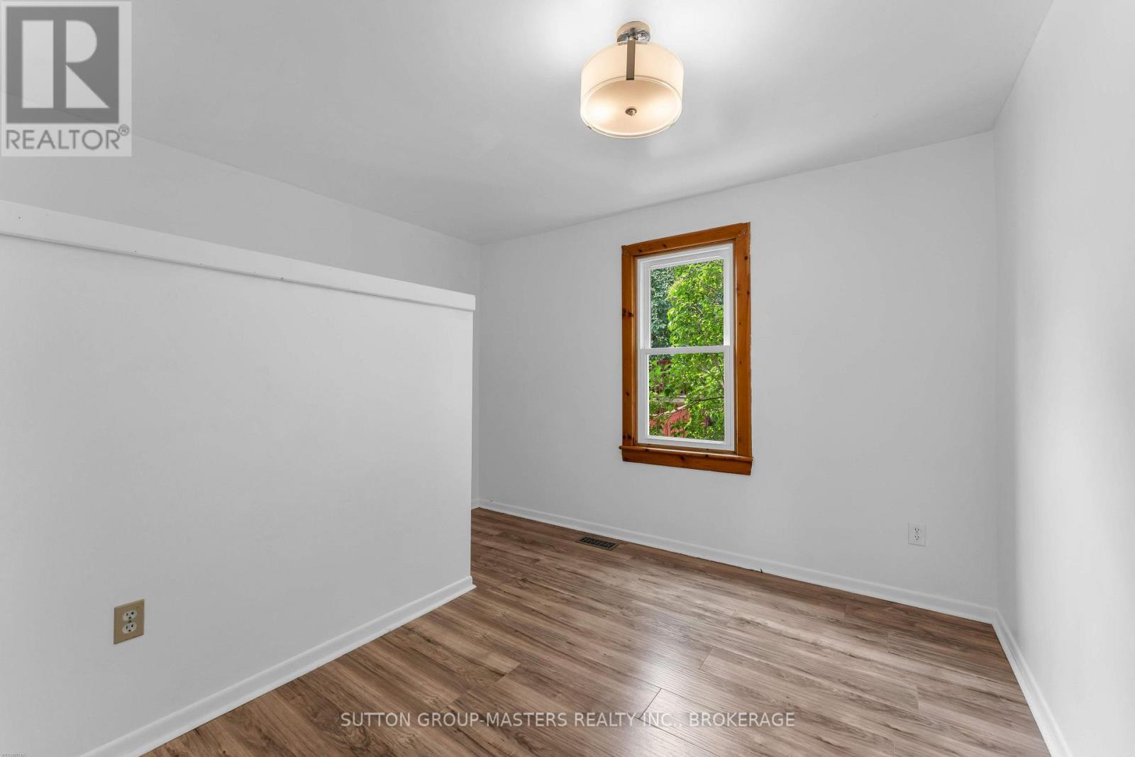 1062 Montreal Street, Kingston, Ontario  K7K 3K4 - Photo 20 - X13582604