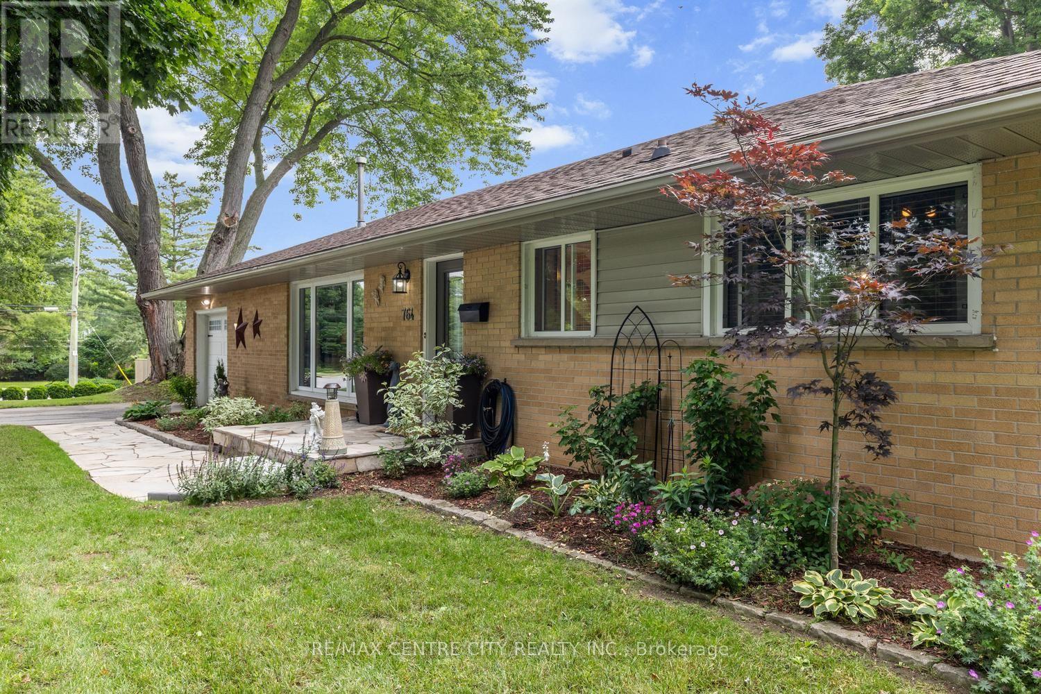 764 Valetta Street, London North, Ontario  N6H 2Y8 - Photo 4 - X13582596
