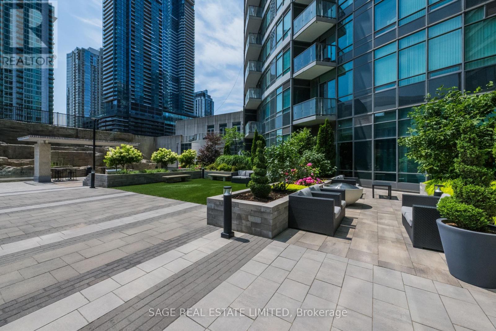 208 - 373 Front Street W, Toronto, Ontario M5V 3R7 - Photo 27 - C13582594