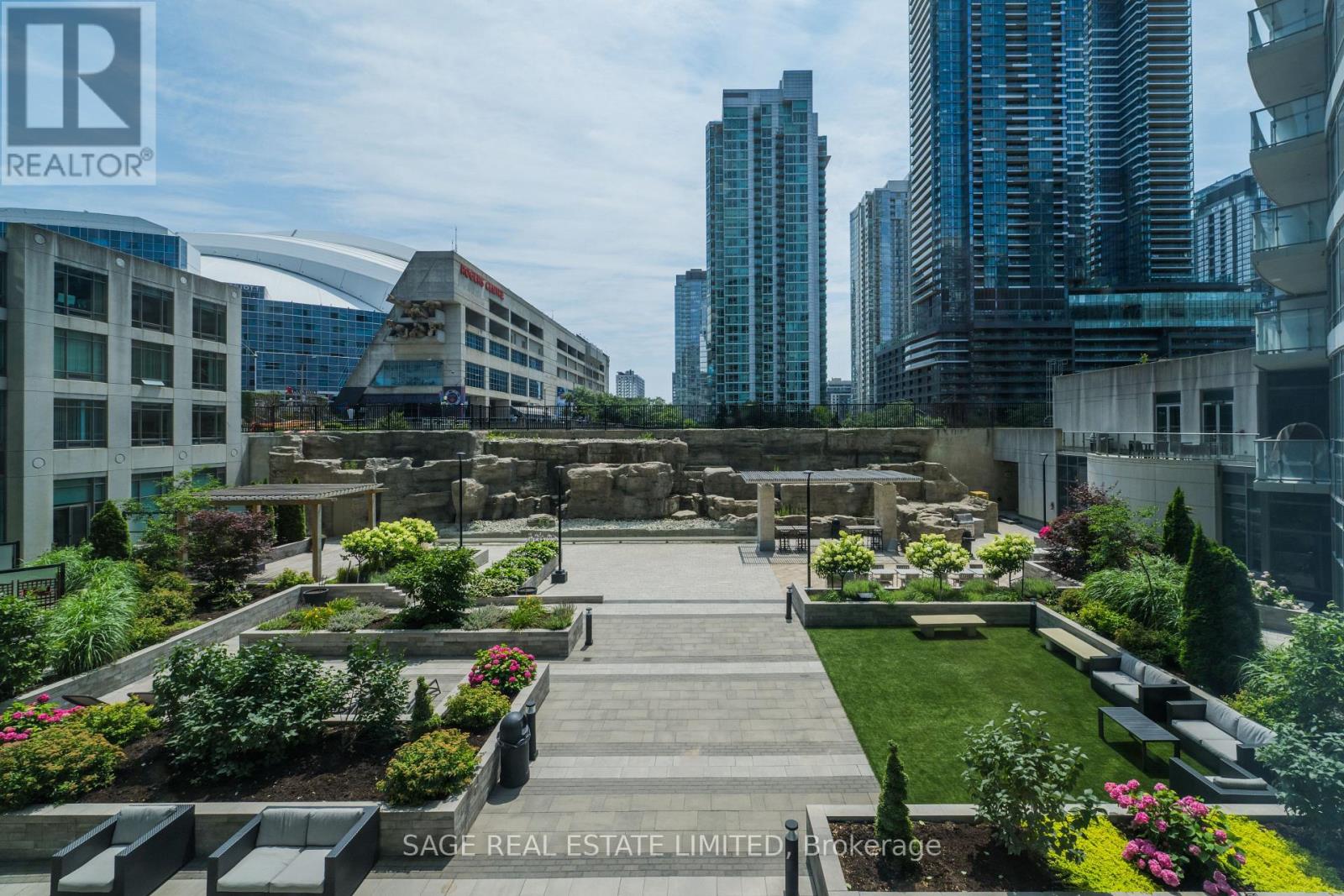 208 - 373 Front Street W, Toronto, Ontario M5V 3R7 - Photo 30 - C13582594