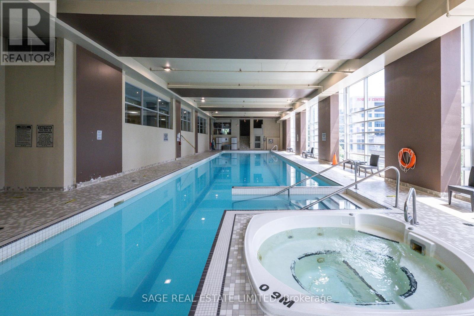 208 - 373 Front Street W, Toronto, Ontario M5V 3R7 - Photo 37 - C13582594