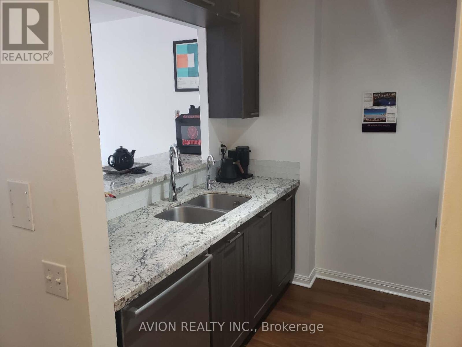 515 - 5 Rosehill Avenue, Toronto, Ontario M4T 3A6 - Photo 5 - C13582656