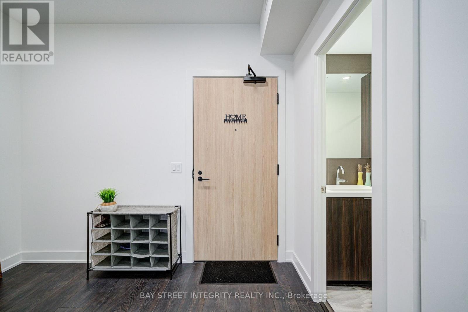2102 - 15 Mercer Street, Toronto, Ontario M5V 0T8 - Photo 2 - C13582662