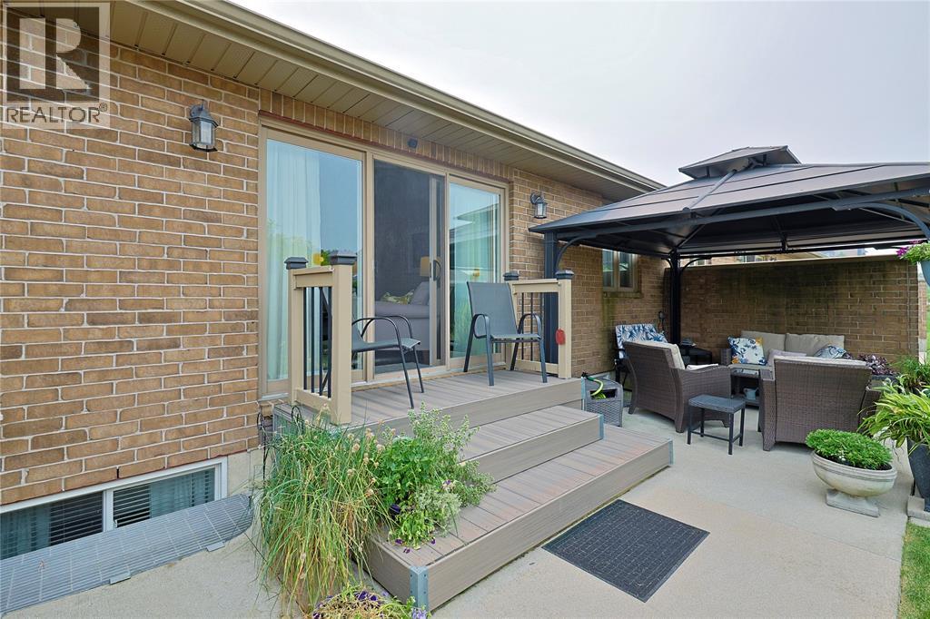 248 Bentley Court, Sarnia, Ontario  N7S 0E1 - Photo 30 - 26017358