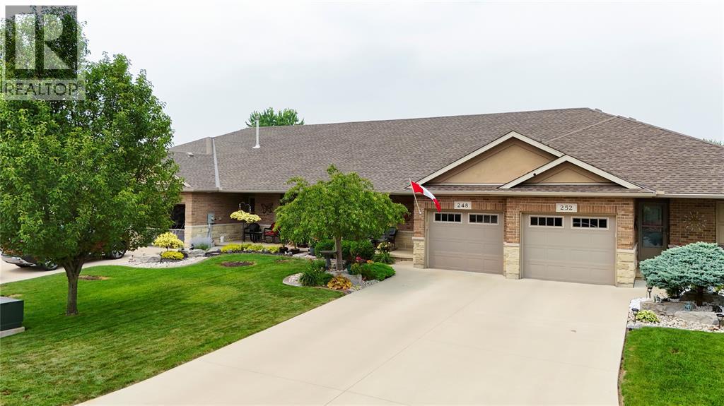 248 Bentley Court, Sarnia, Ontario  N7S 0E1 - Photo 36 - 26017358