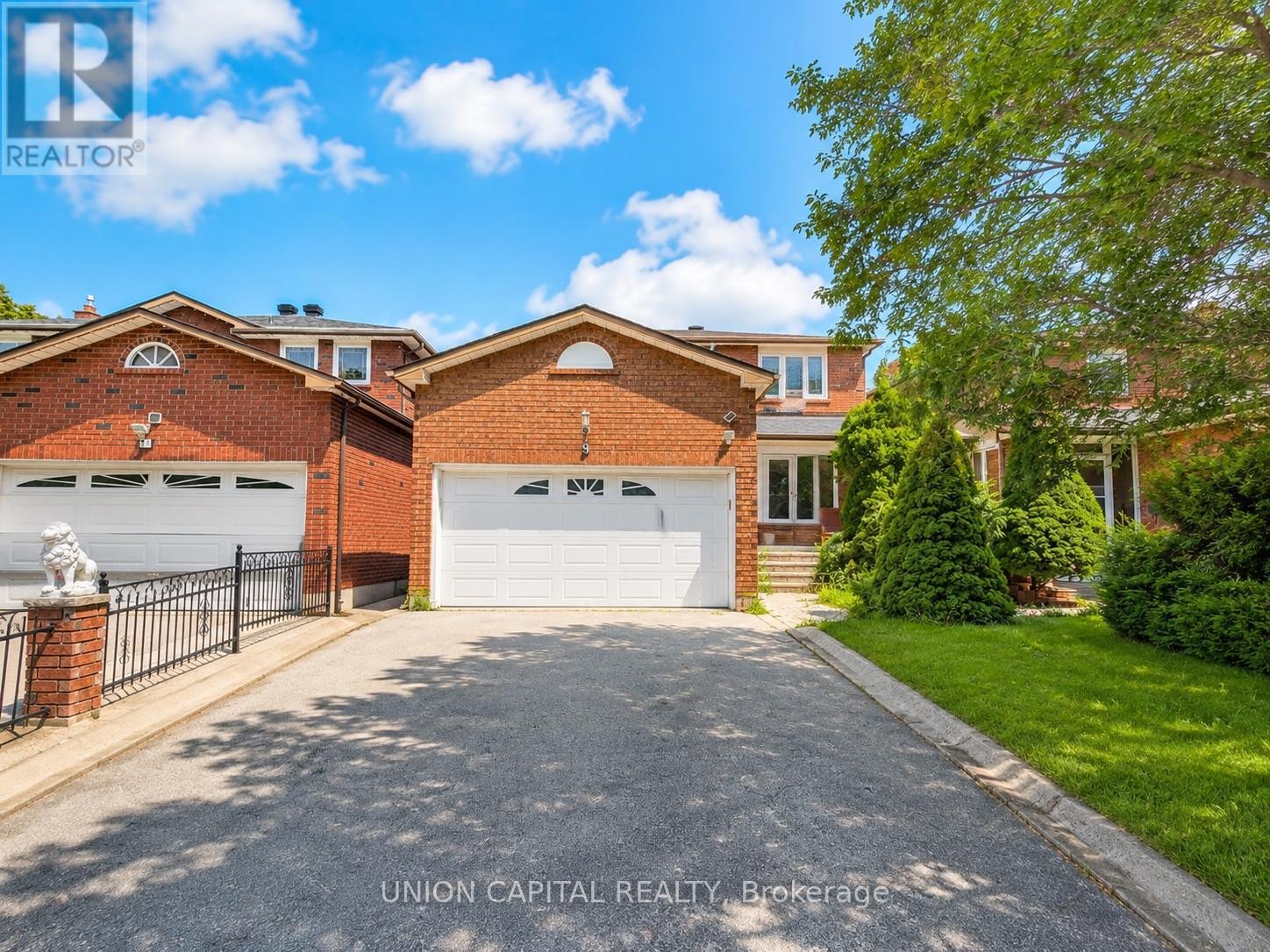 BSMT - 9 SUNBIRD CRESCENT, Toronto (Steeles)
