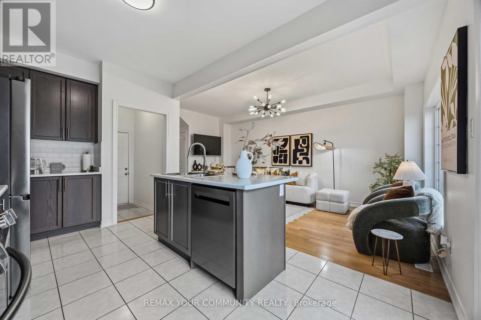 1117 Skyridge Boulevard, Pickering, Ontario L1X 0M8 - Photo 19 - E13571584