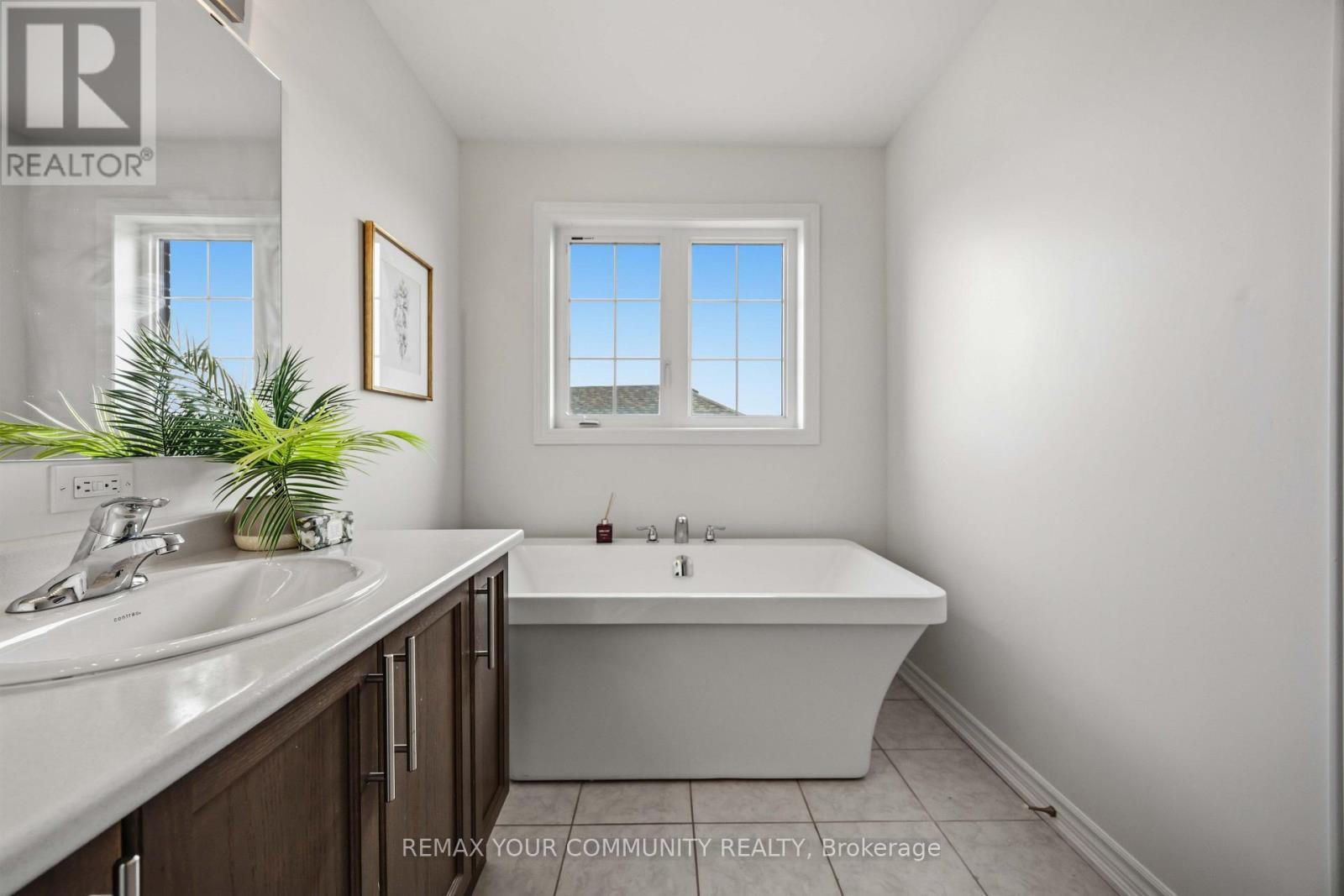 1117 Skyridge Boulevard, Pickering, Ontario L1X 0M8 - Photo 33 - E13571584