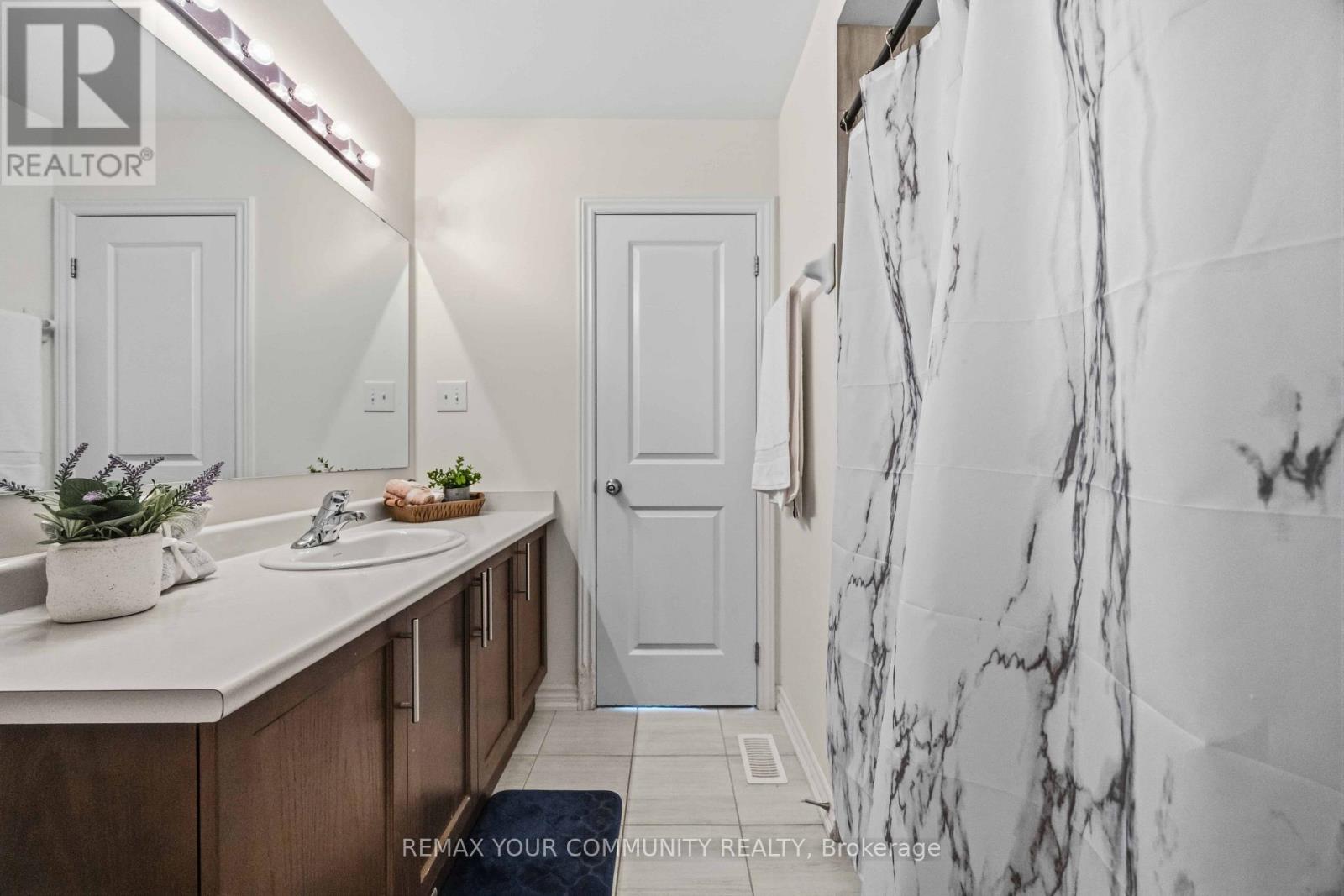 1117 Skyridge Boulevard, Pickering, Ontario L1X 0M8 - Photo 41 - E13571584