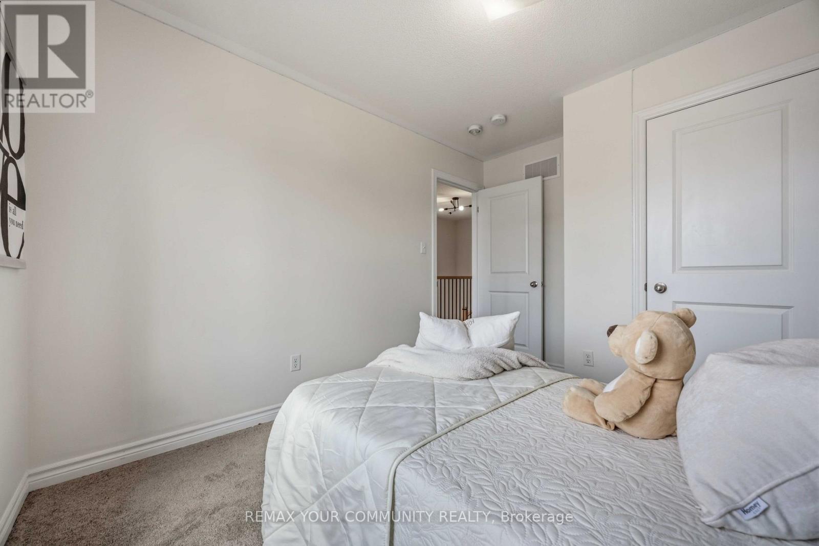 1117 Skyridge Boulevard, Pickering, Ontario L1X 0M8 - Photo 39 - E13571584