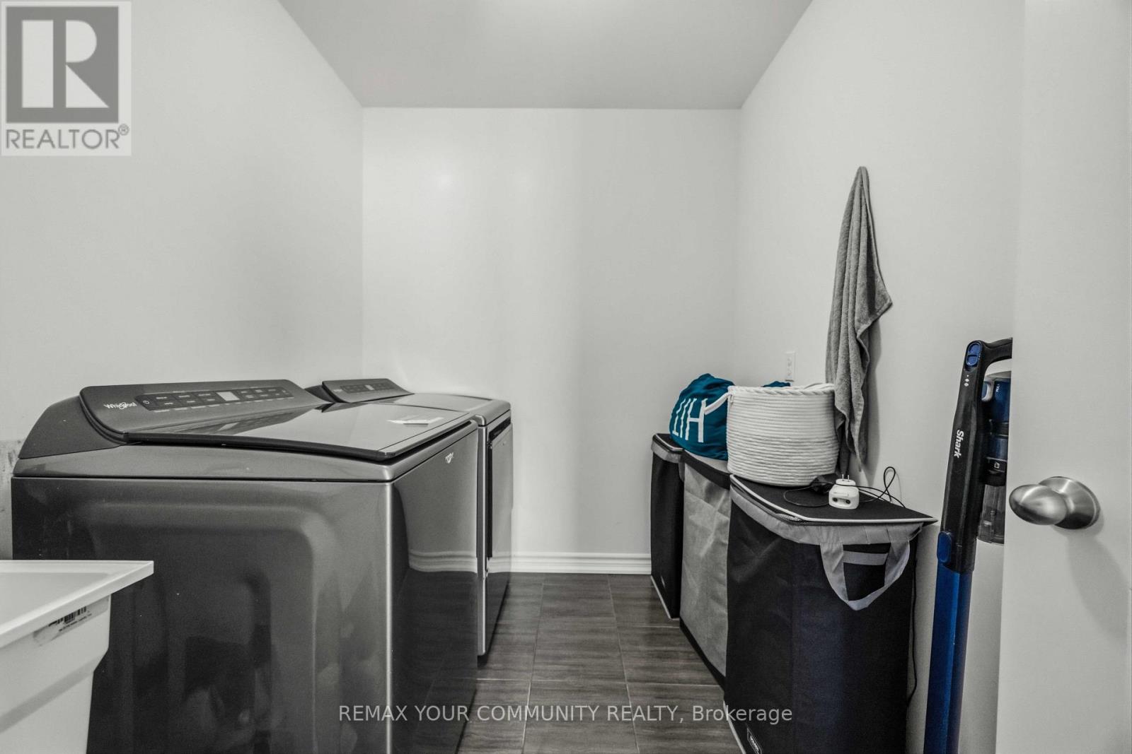 1117 Skyridge Boulevard, Pickering, Ontario L1X 0M8 - Photo 43 - E13571584
