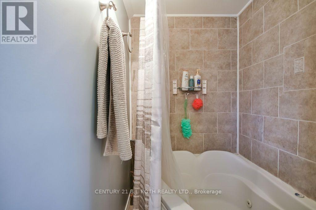 412 Couchiching Point Road, Orillia, Ontario  L3V 6P6 - Photo 15 - S13582694