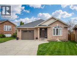 47 HANNAH Crescent, Hamilton, Ontario