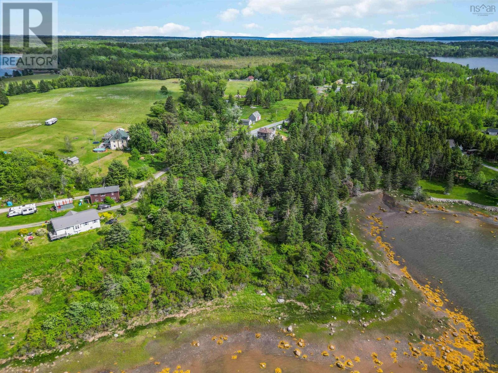 Lot 1 Silver Point Road, Lunenburg, Nova Scotia  B0J 2C0 - Photo 4 - 202617974