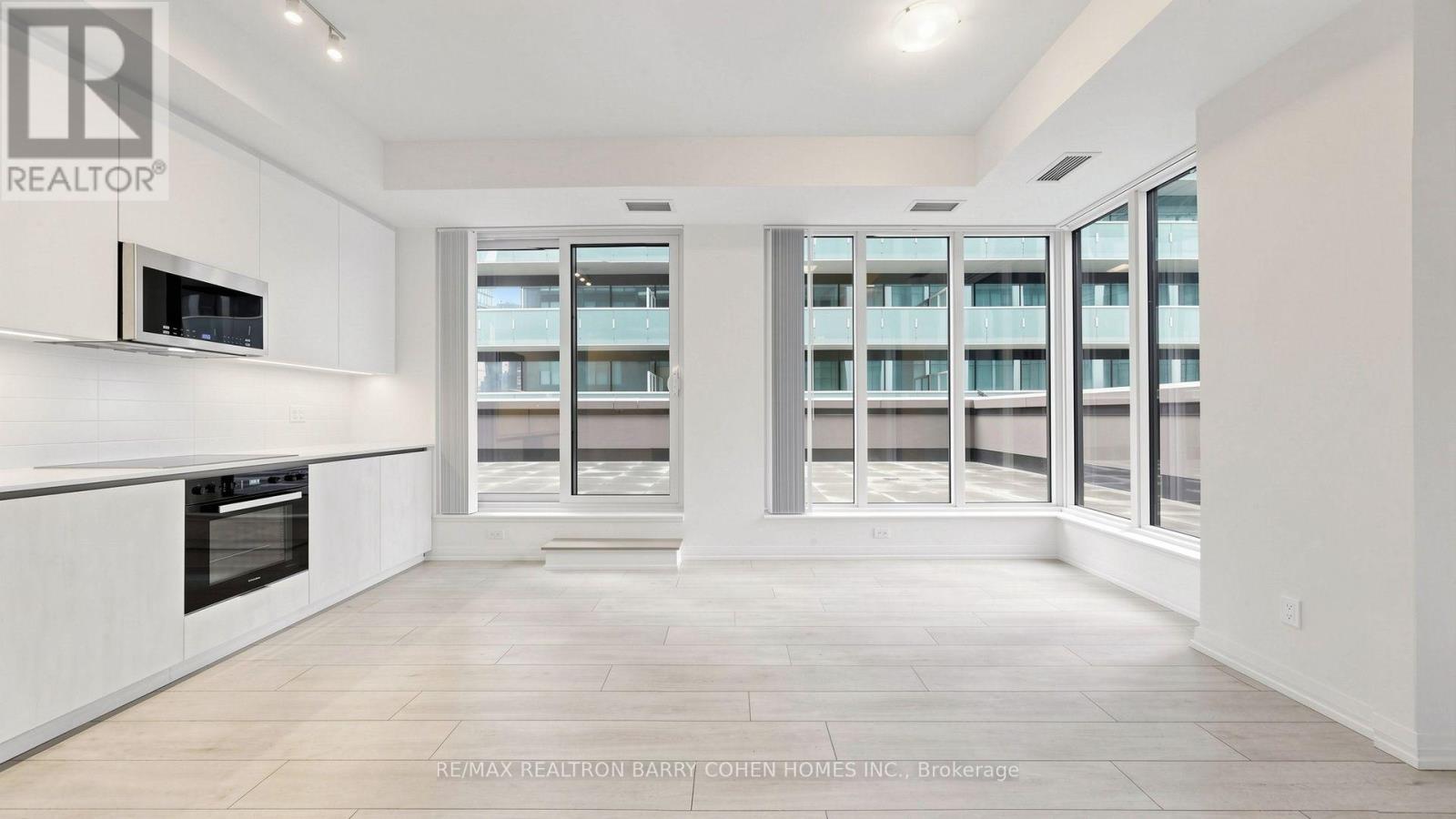 823 - 400 King Street W, Toronto, Ontario M5V 1K2 - Photo 12 - C13569432
