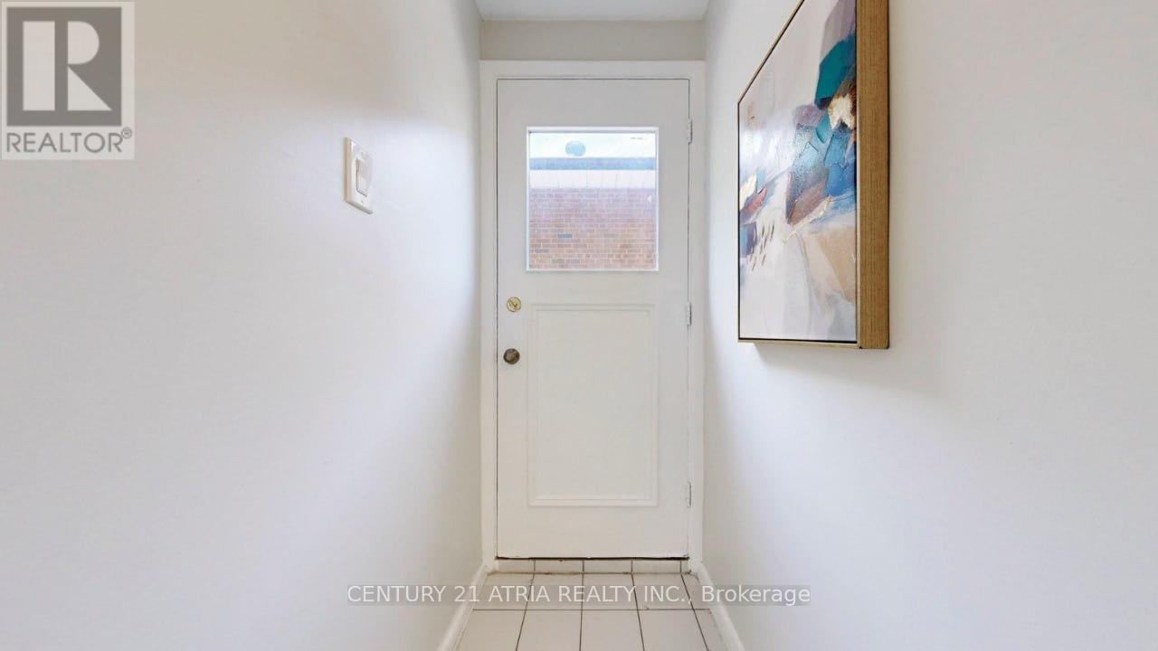 Lower - 60 Beacham Crescent, Toronto, Ontario  M1T 1N1 - Photo 5 - E13497356
