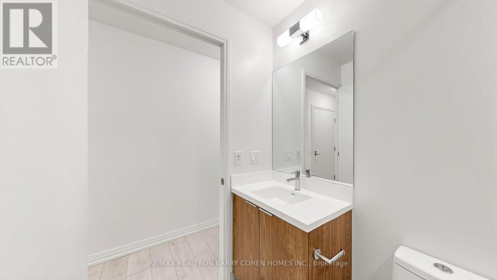 823 - 400 King Street W, Toronto, Ontario M5V 1K2 - Photo 32 - C13569432