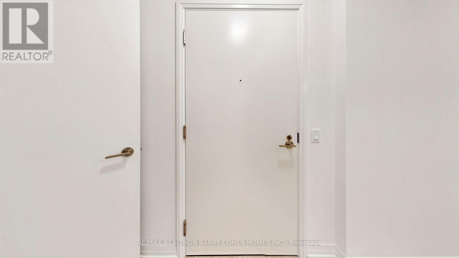 823 - 400 King Street W, Toronto, Ontario M5V 1K2 - Photo 31 - C13569432
