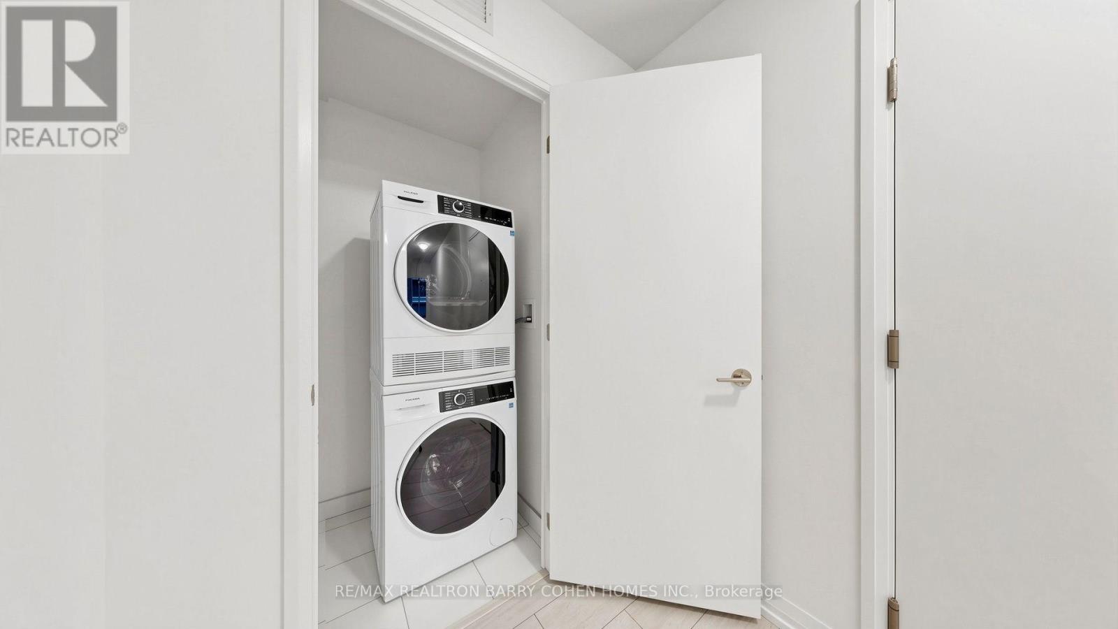 823 - 400 King Street W, Toronto, Ontario M5V 1K2 - Photo 38 - C13569432