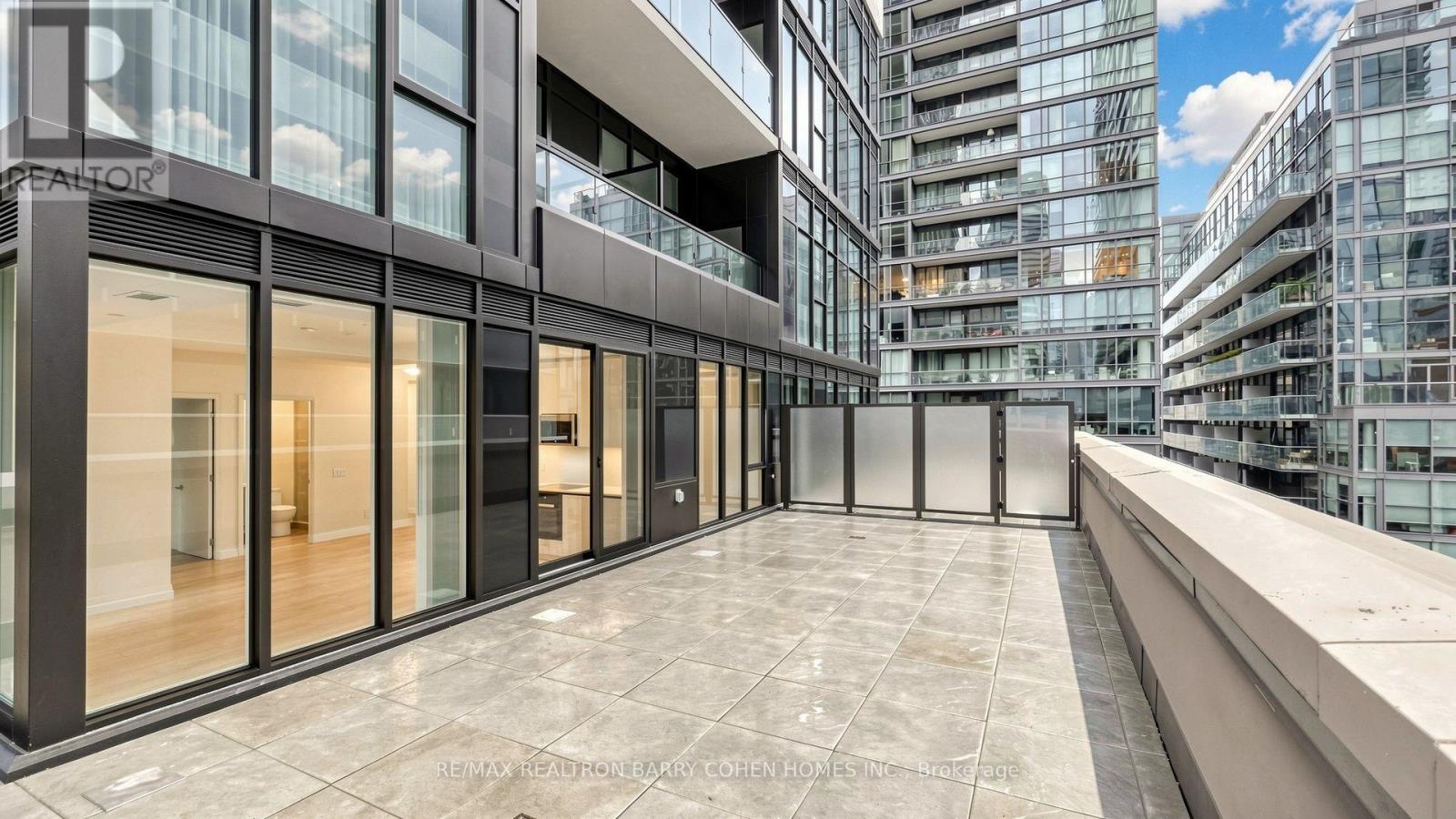 823 - 400 King Street W, Toronto, Ontario M5V 1K2 - Photo 40 - C13569432