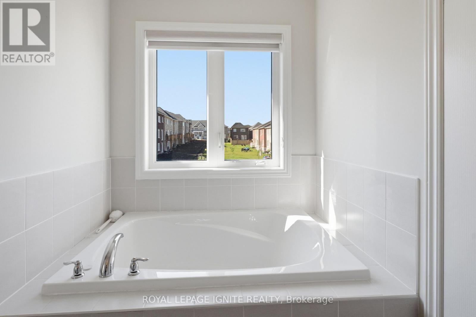 1052 Matthew Murray Crescent, Oshawa, Ontario  L1K 3G5 - Photo 28 - E13580664