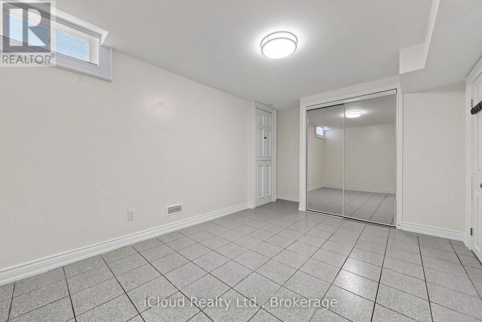 15 San Marko Place, Vaughan, Ontario  L4L 7M6 - Photo 33 - N13565966