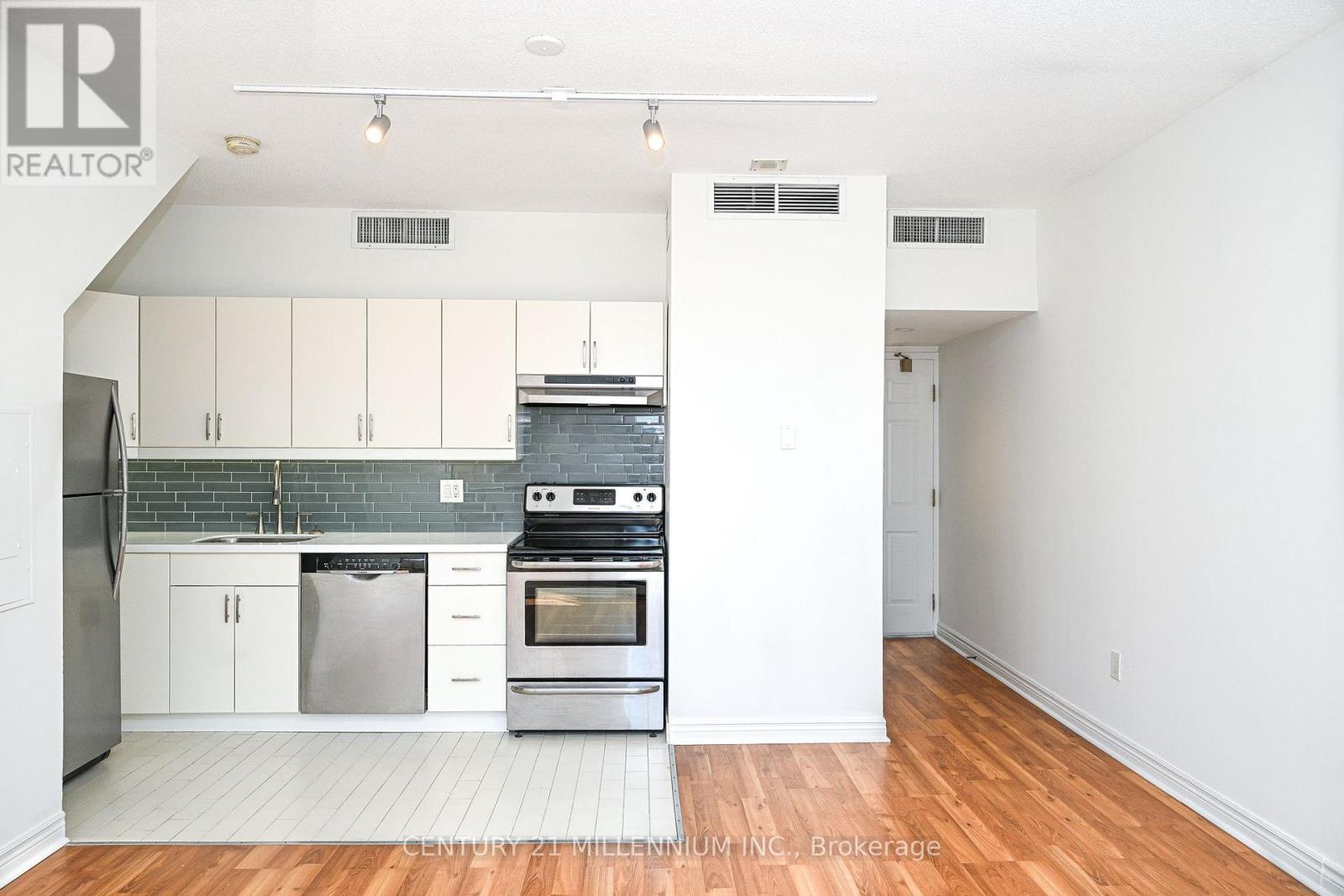 Ph16 - 65 Scadding Avenue, Toronto, Ontario  M5A 4L1 - Photo 6 - C13582756