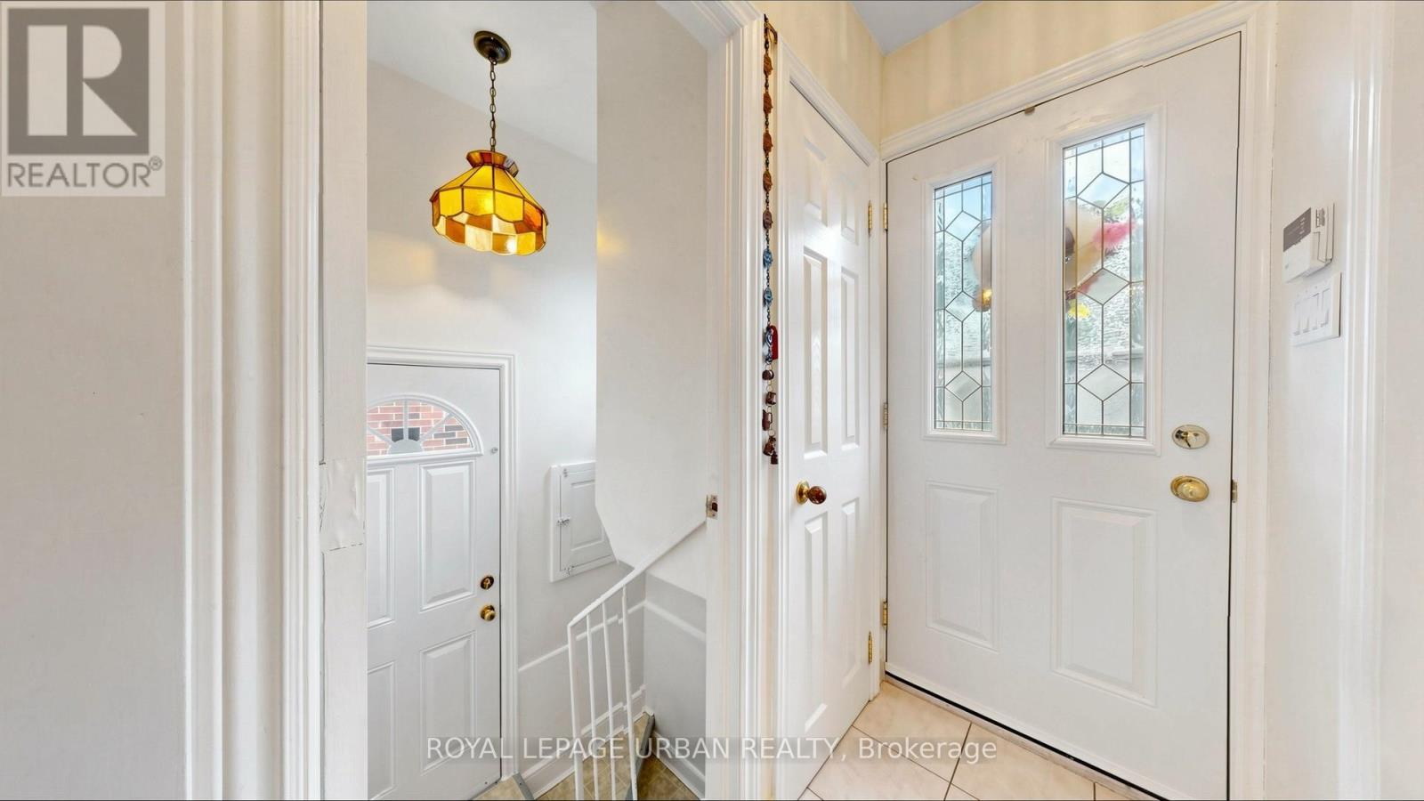 202 Virginia Avenue, Toronto, Ontario  M4C 2T7 - Photo 24 - E13582732