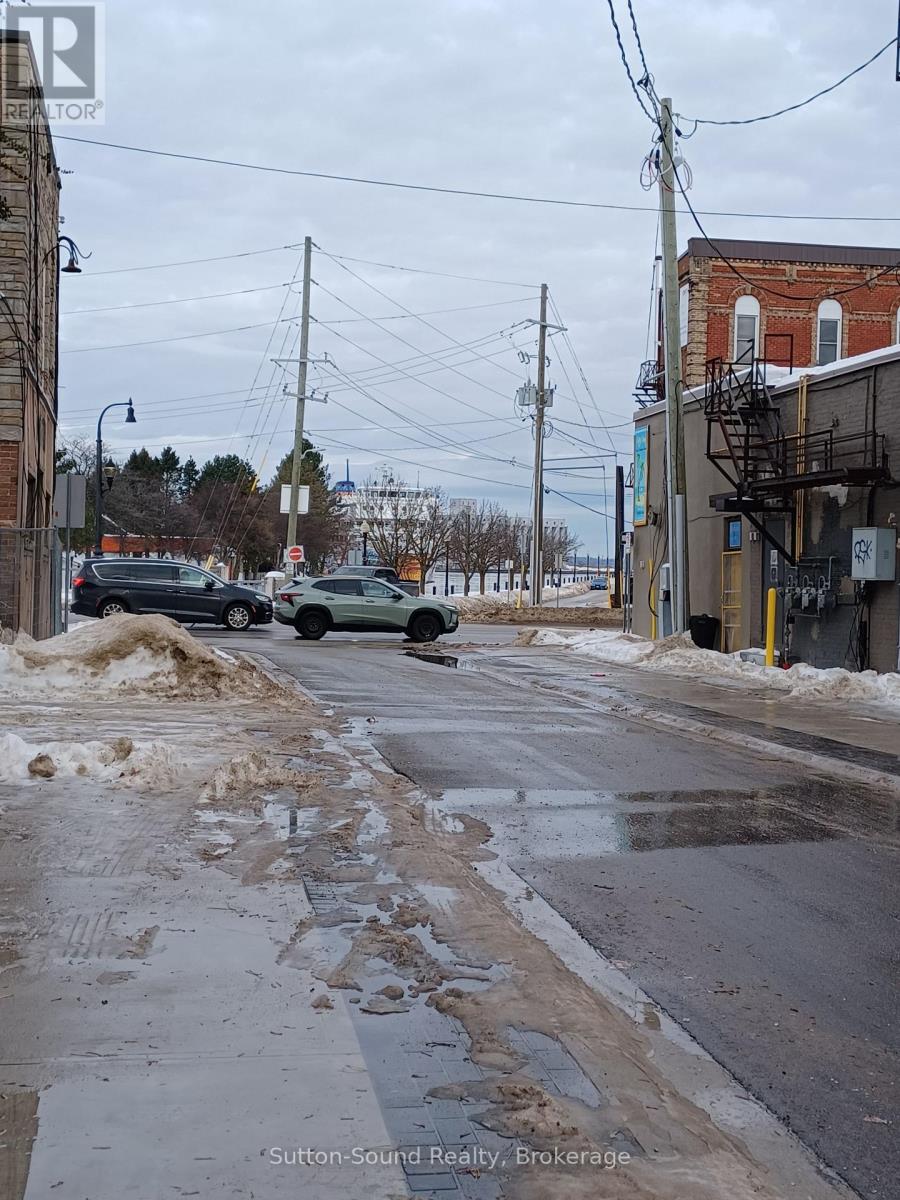 X 1ST AVENUE E, Owen Sound, Ontario