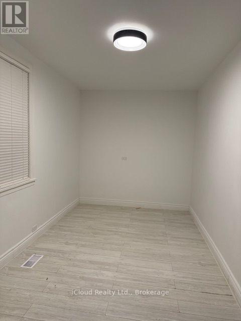 61 Mary Street, Barrie (City Centre), Ontario L4N 1T2 - Photo 5 - S13582736