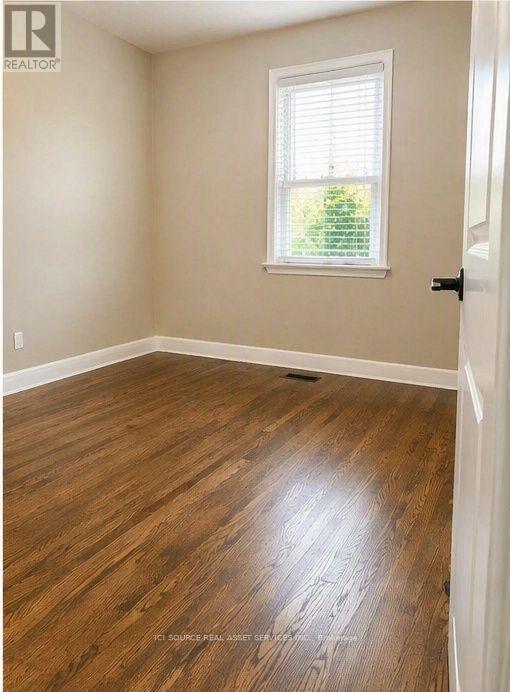 Main Floor - 126 Silverhill Drive, Toronto, Ontario M9B 3W7 - Photo 4 - W13575310