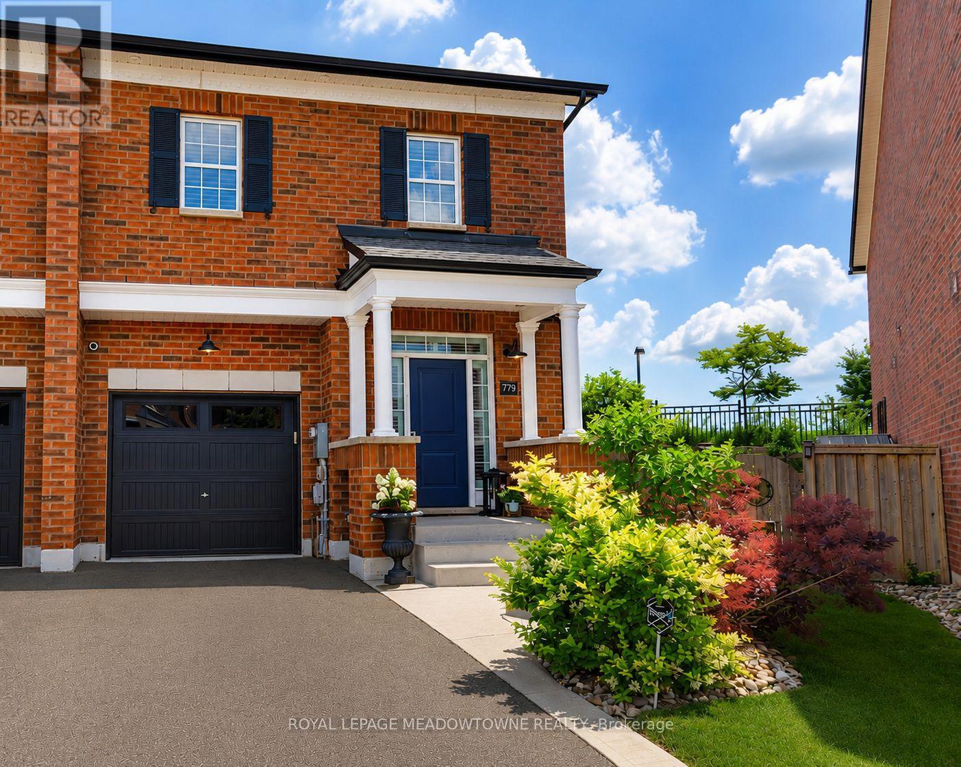 779 BANKS CRESCENT, Milton, Ontario