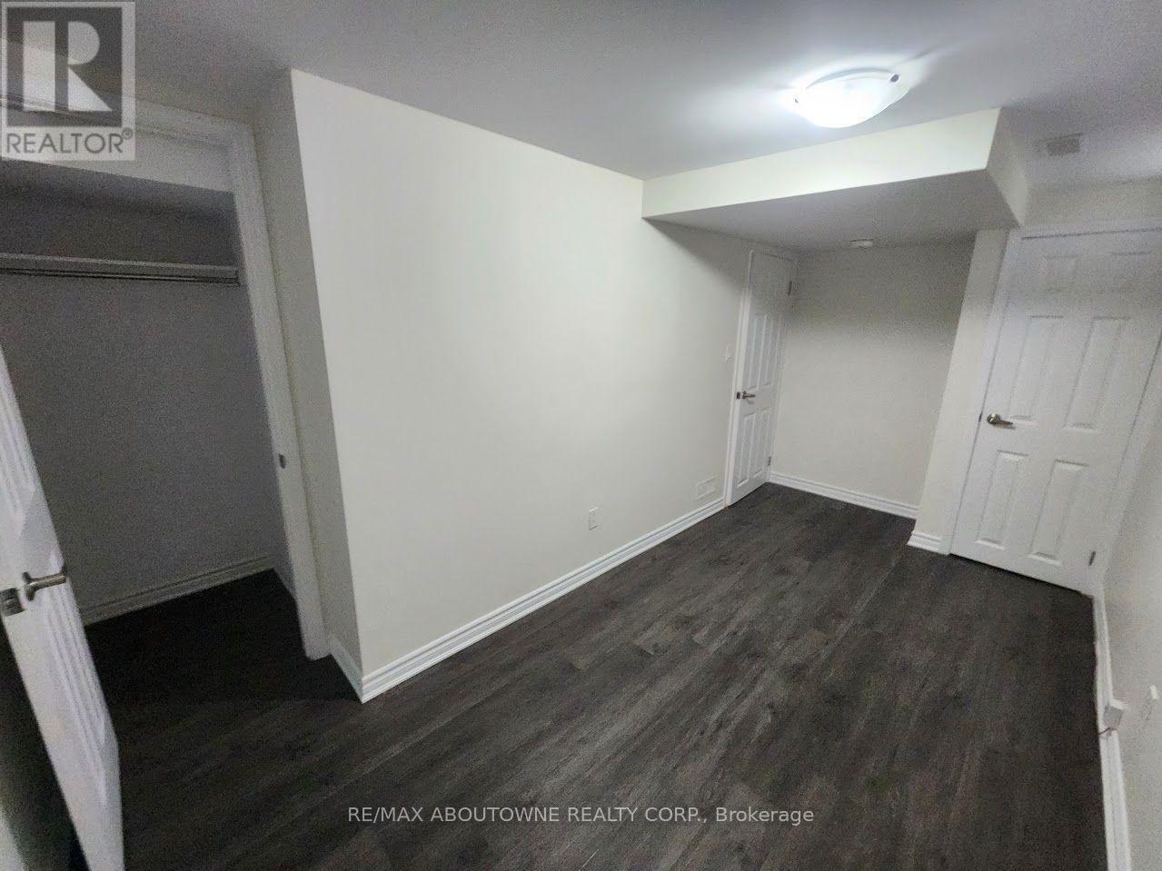 Lower - 18 Greeningdon Drive, Hamilton, Ontario  L9A 3A7 - Photo 18 - X13582788