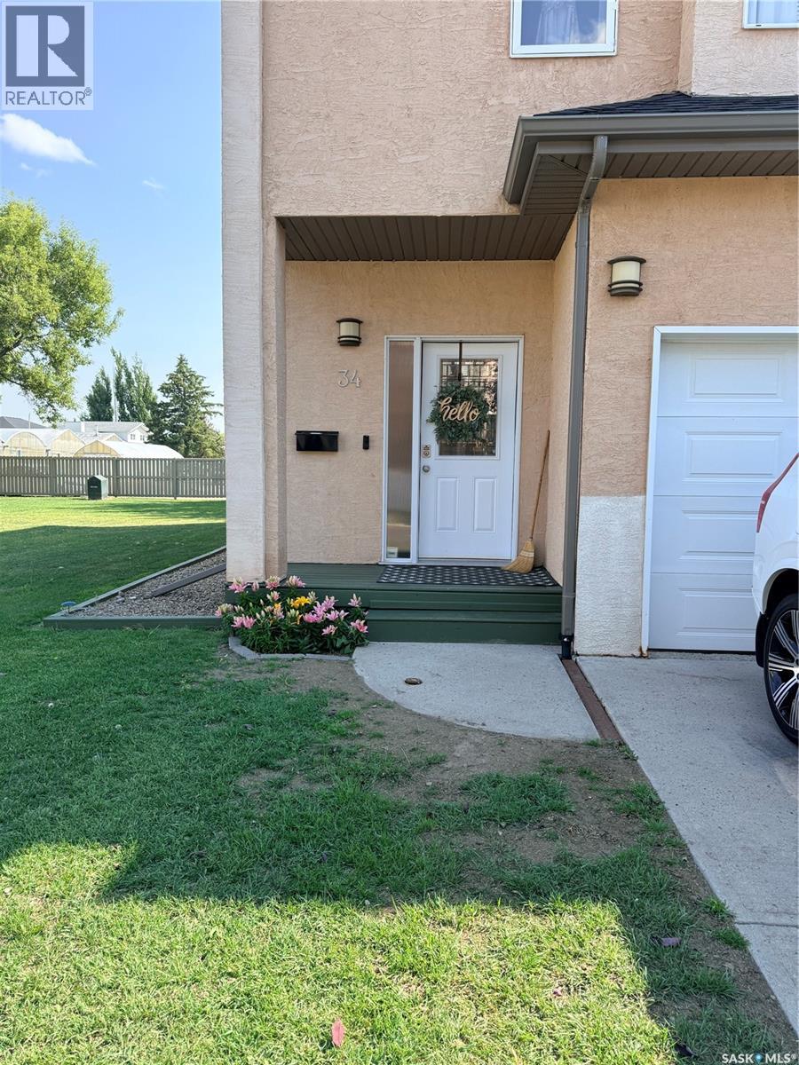 34 701 Mcintosh Street E, Swift Current, Saskatchewan  S9H 1H7 - Photo 2 - SK043053