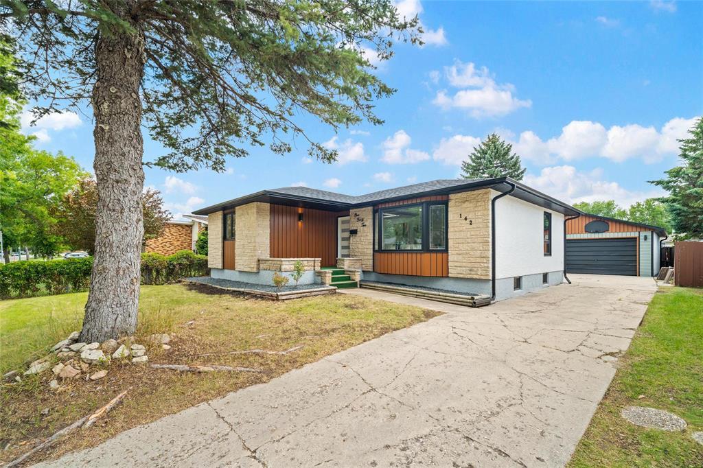 142 Hiddleston Crescent, Winnipeg, Manitoba  R2P 0S1 - Photo 4 - 202616998