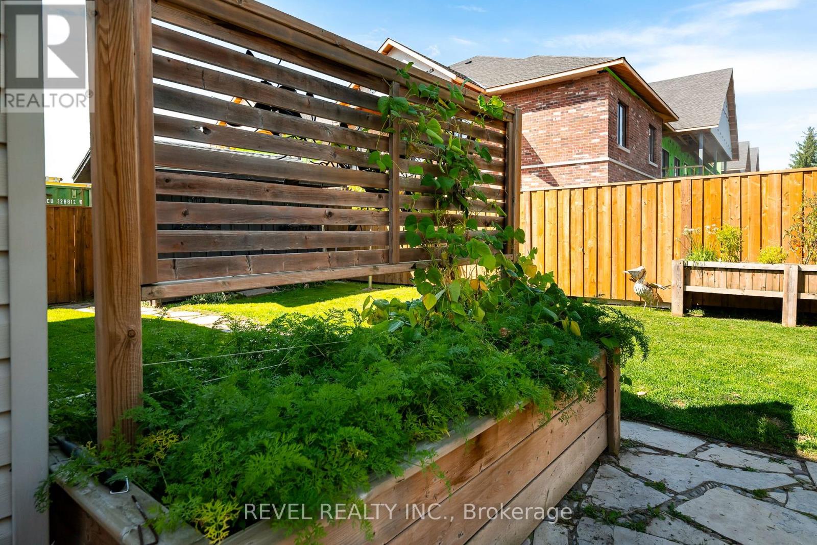 771 Princess Street, Wellington North, Ontario  N0G 2L3 - Photo 34 - X13515478