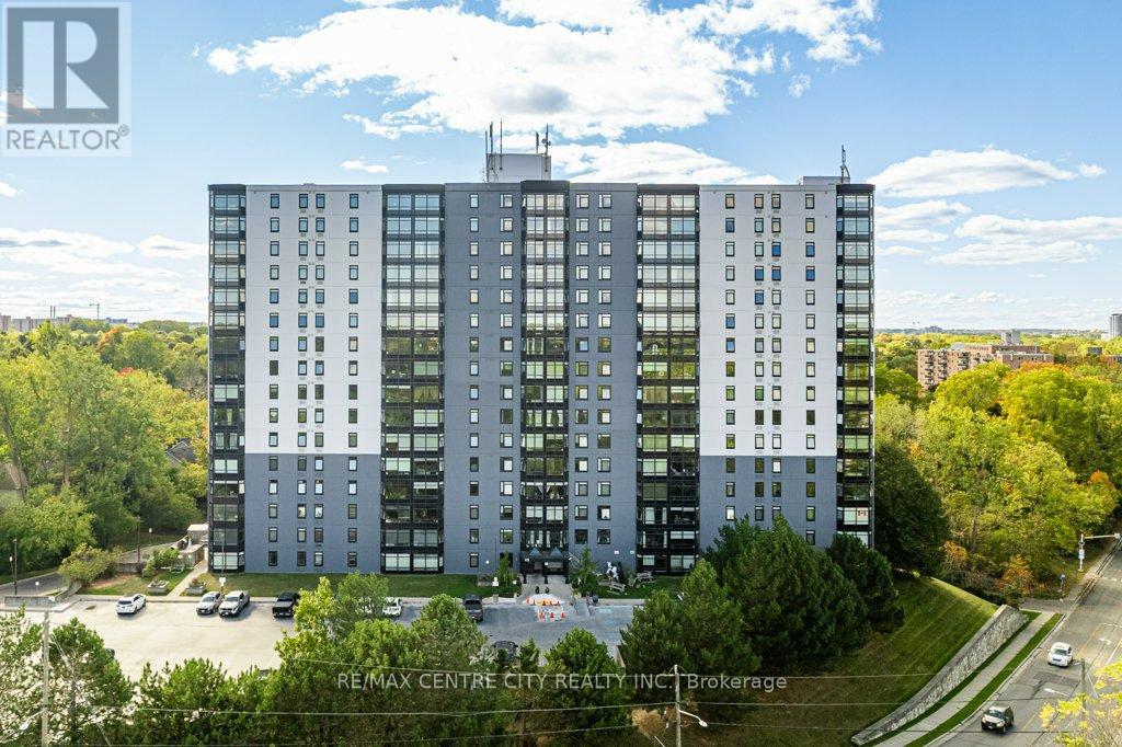 812 - 45 POND MILLS ROAD, London South, Ontario