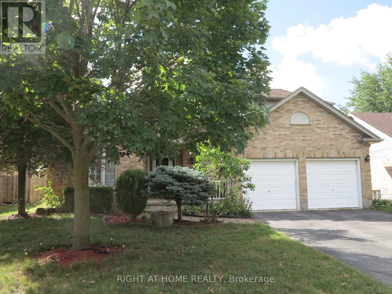 35 MORAINE CRESCENT, London North, Ontario