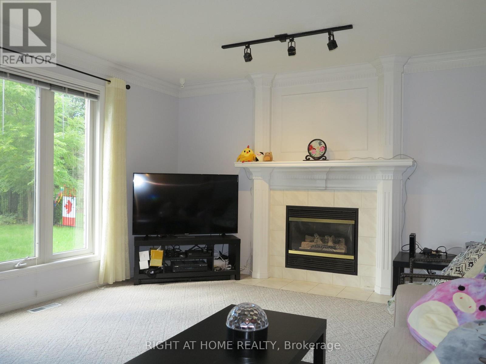 35 Moraine Crescent, London North, Ontario N6G 4Z1 - Photo 12 - X13583056