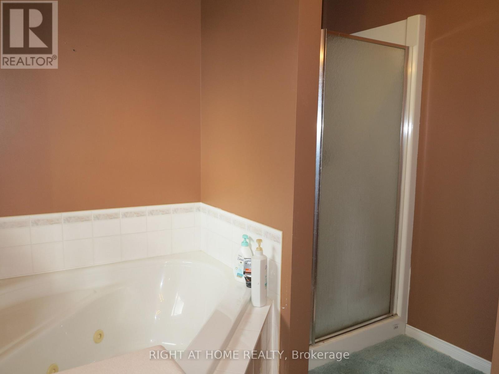 35 Moraine Crescent, London North, Ontario N6G 4Z1 - Photo 18 - X13583056