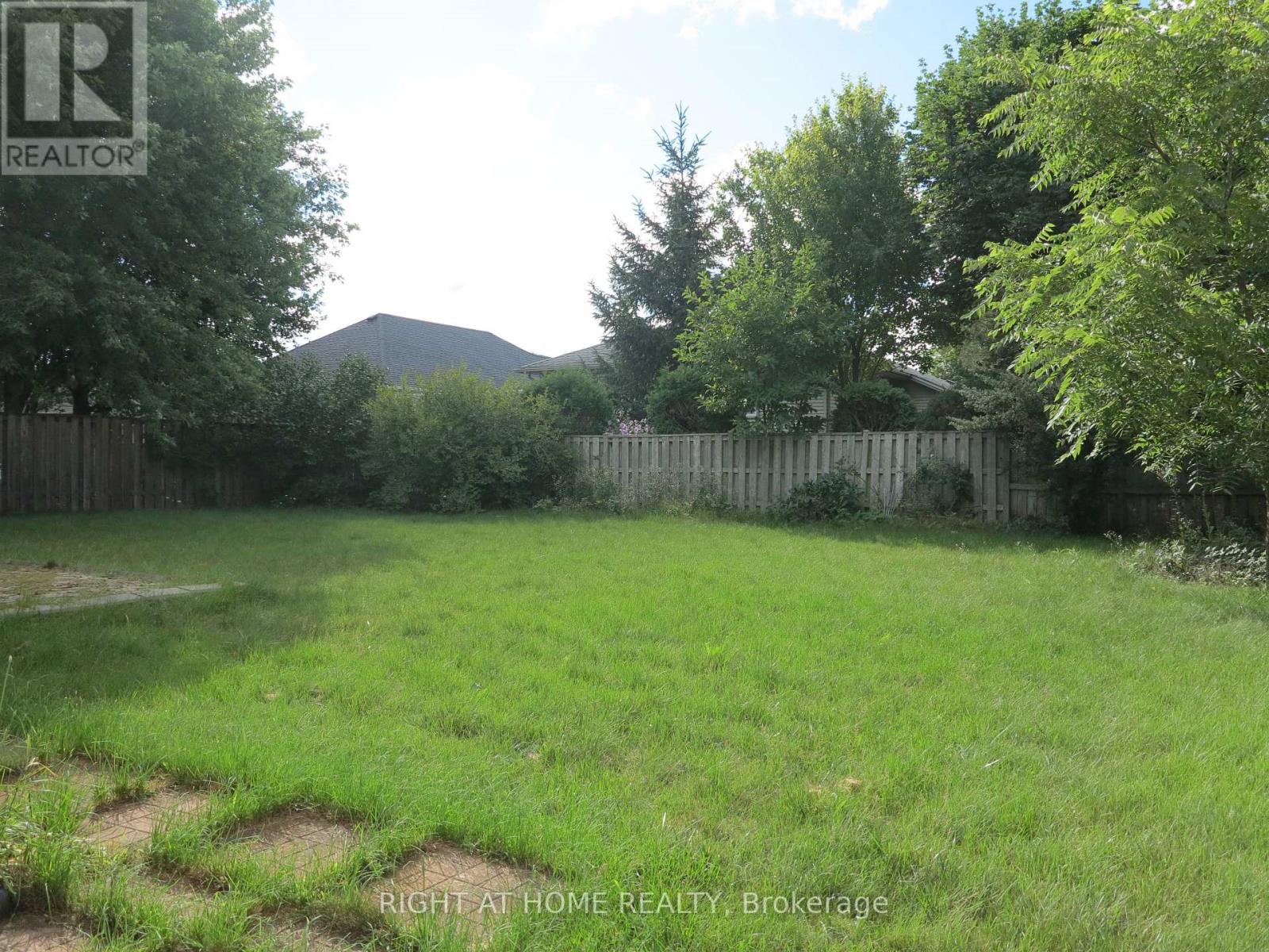 35 Moraine Crescent, London North, Ontario N6G 4Z1 - Photo 29 - X13583056