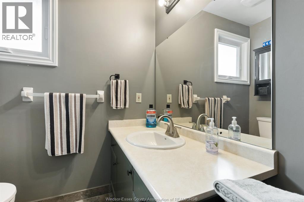3040 Loebach, Windsor, Ontario N8T 3M7 - Photo 13 - 26017376