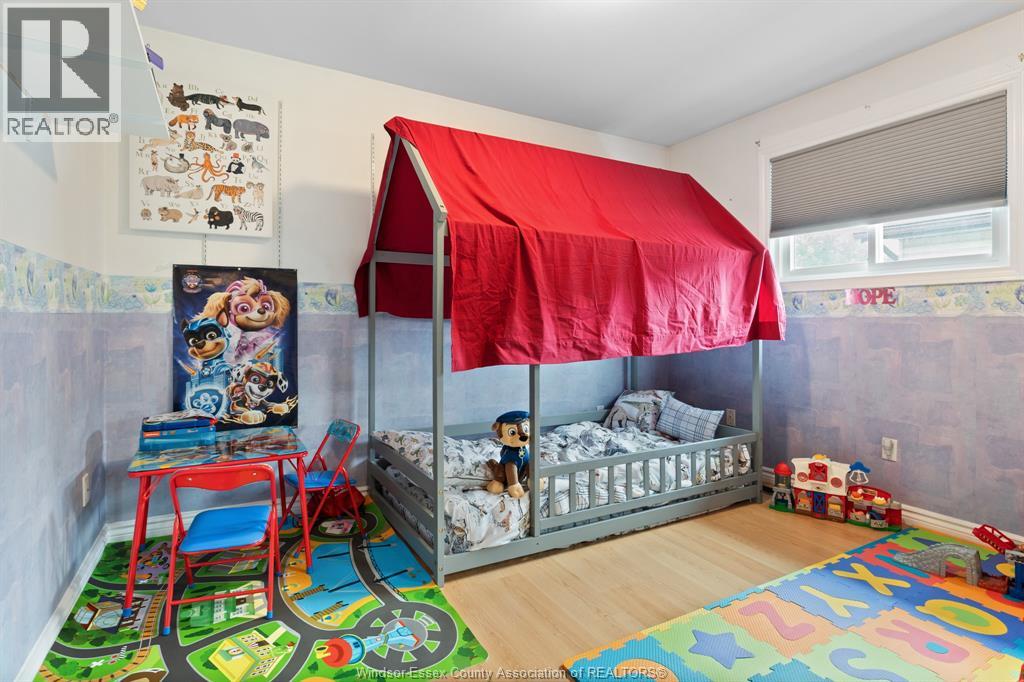 3040 Loebach, Windsor, Ontario N8T 3M7 - Photo 15 - 26017376