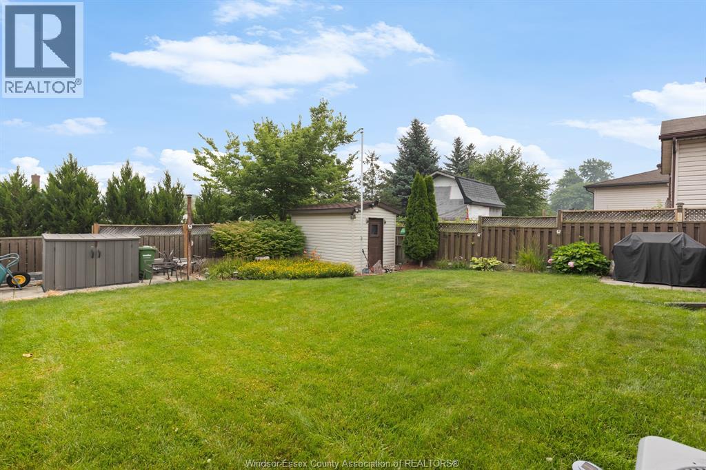 3040 Loebach, Windsor, Ontario N8T 3M7 - Photo 27 - 26017376