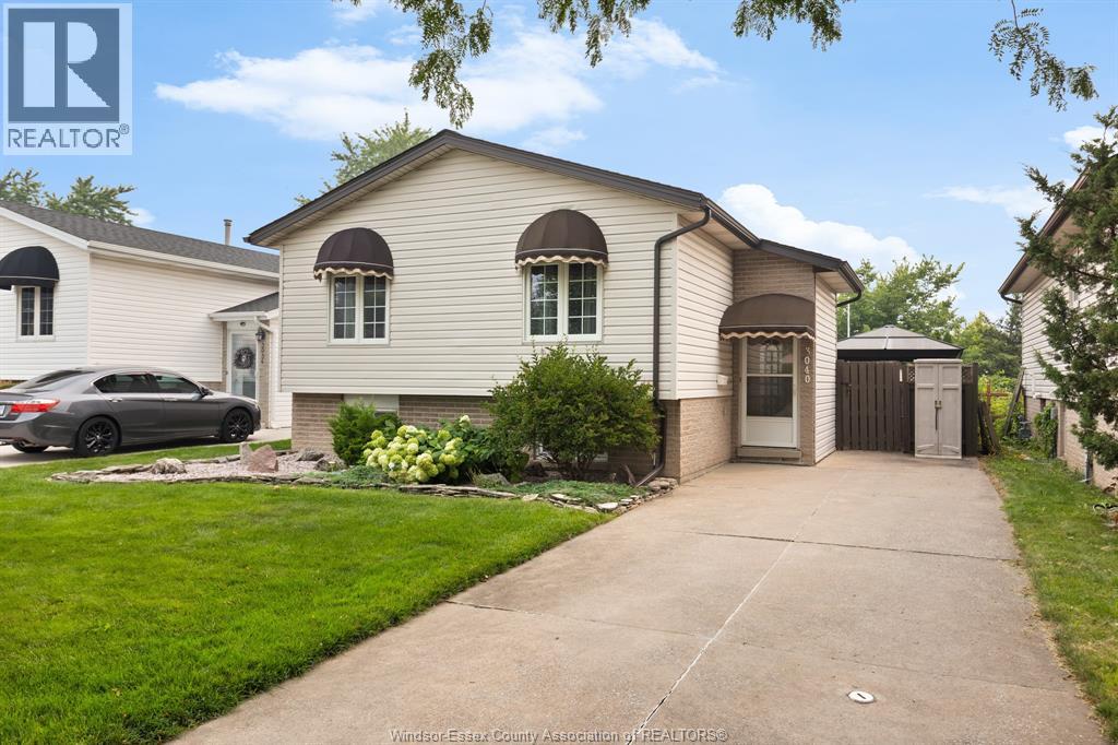 3040 Loebach, Windsor, Ontario N8T 3M7 - Photo 3 - 26017376