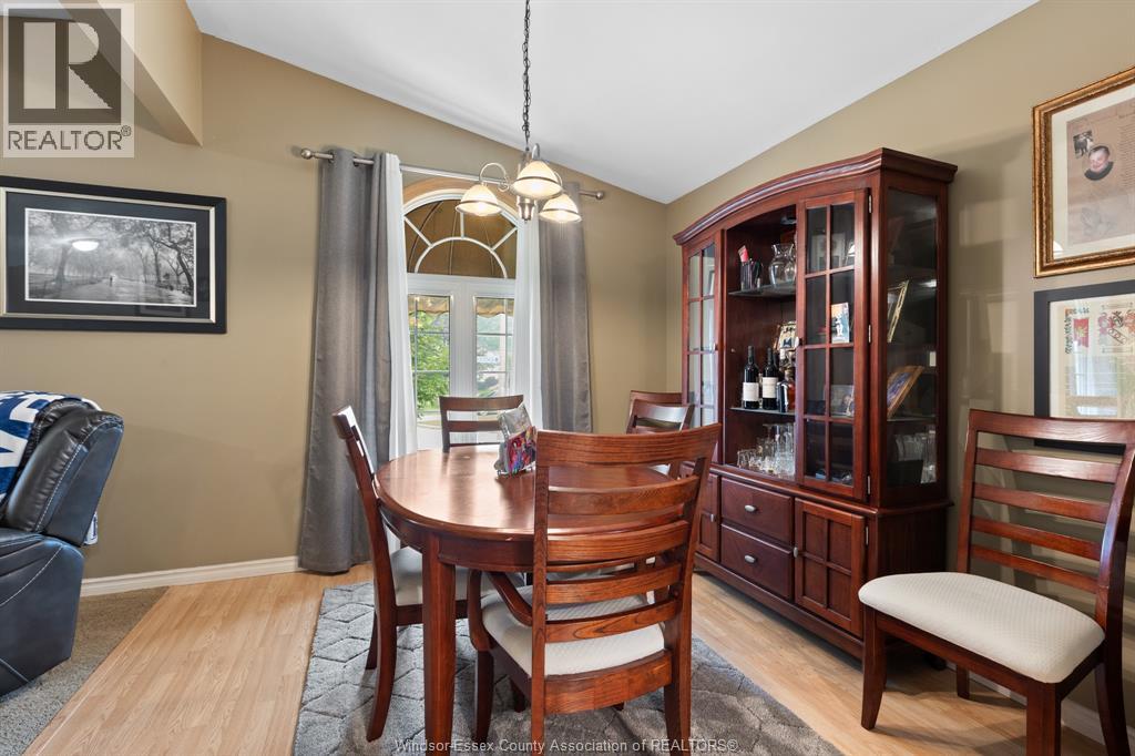 3040 Loebach, Windsor, Ontario N8T 3M7 - Photo 9 - 26017376