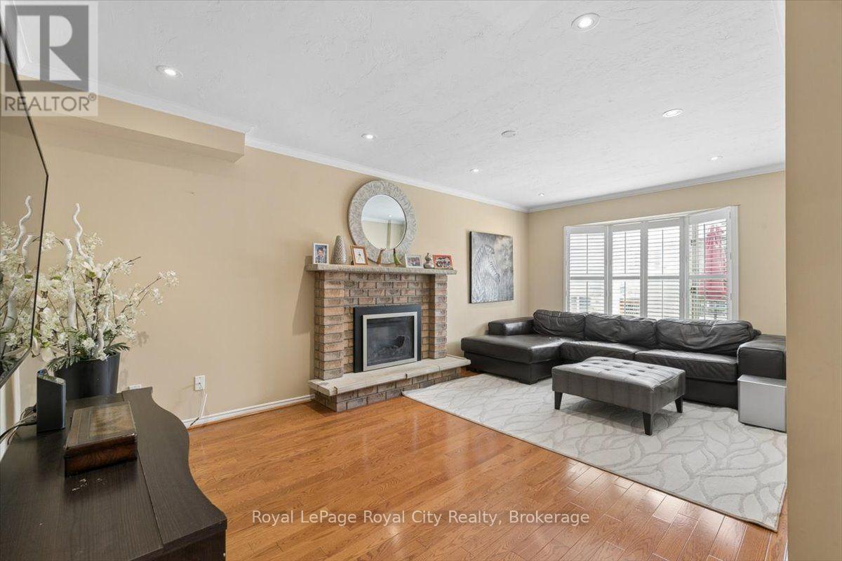 69 Summerdale Drive, Markham, Ontario  L3T 6W6 - Photo 18 - N13583068